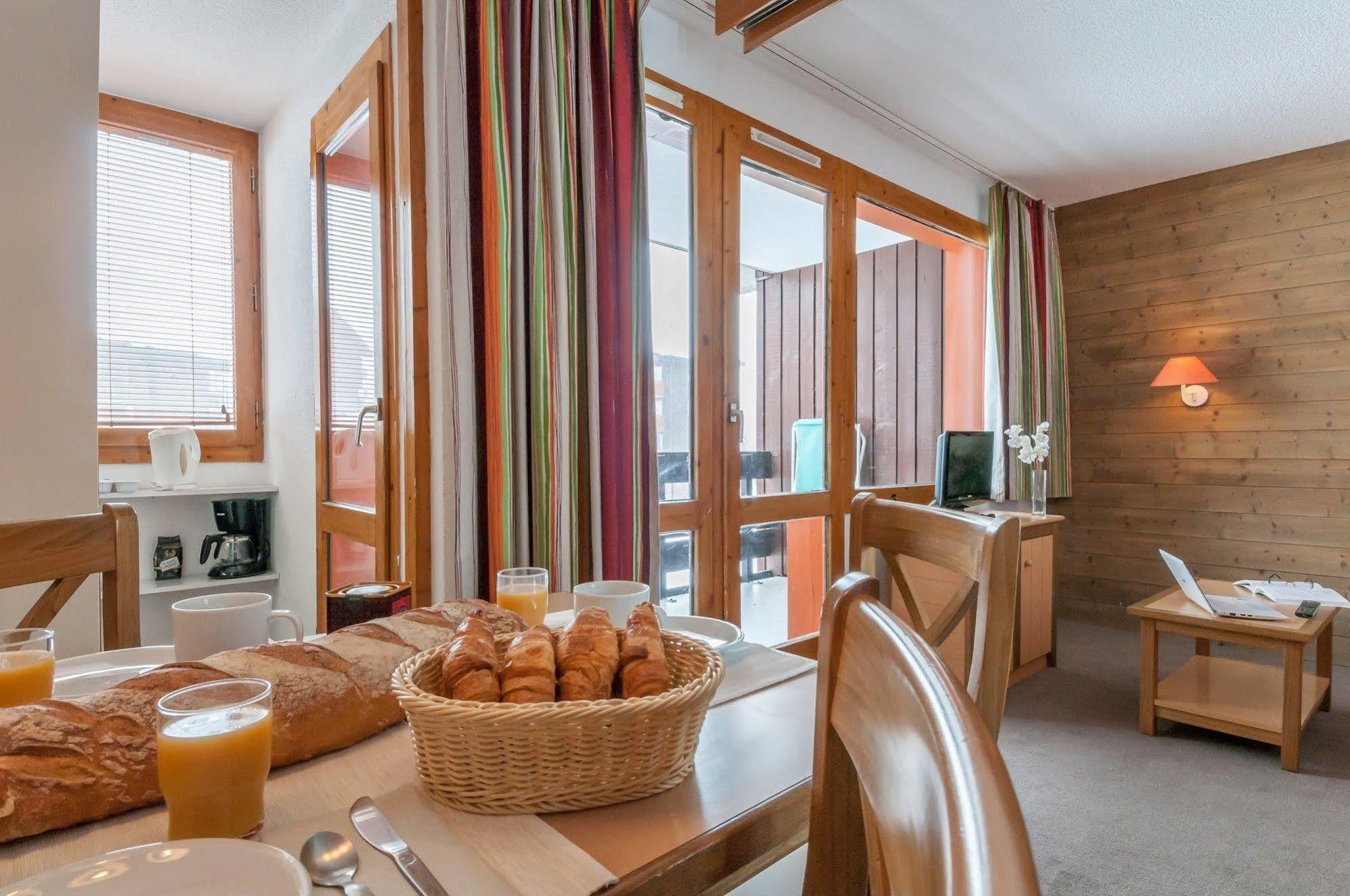Résidence Pierre&Vacances Les Chalets des Arolles Macot-la-Plagne Exterior foto